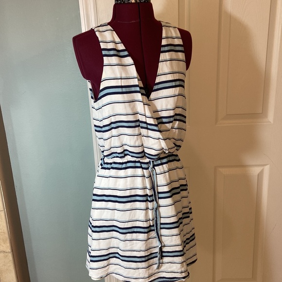 LOVERS + FRIENDS Dreamland Dress White Blue Striped - Picture 6 of 11